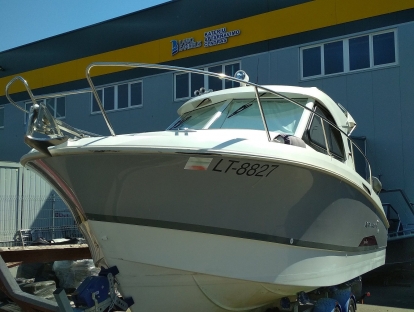 Продажа бу катера Beneteau Antares 8