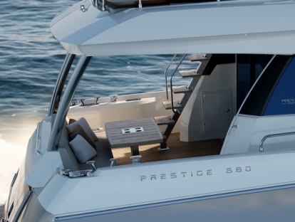 Яхта Prestige 680