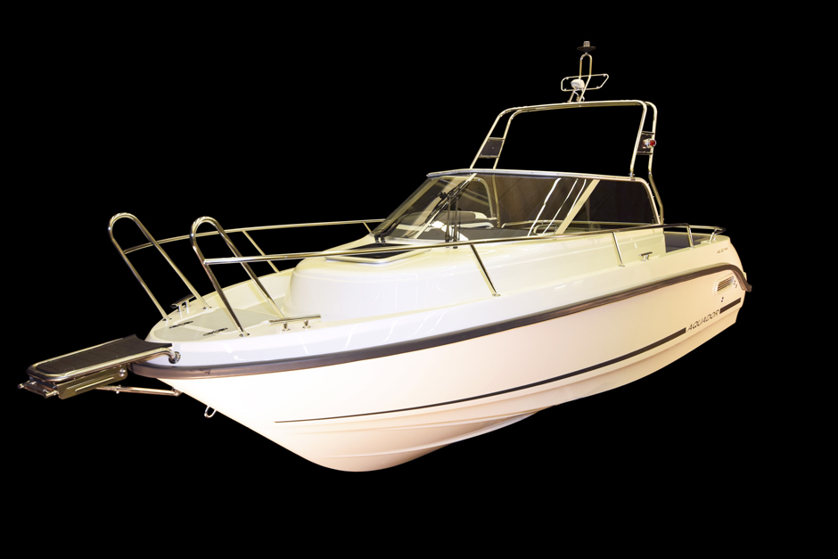 Катер Aquador Boats Walkaround 22 WA