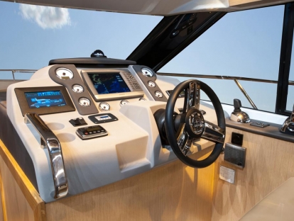 Яхта Bavaria Virtess 420 Coupe